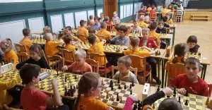 Szkka Szachowa f7 prowadzi nabr dzieci do nauki gry w szachy