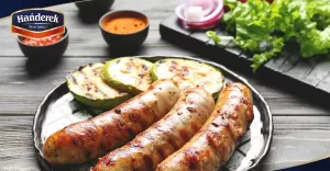 Biaa kiebasa pieczona czy gotowana? Najlepsze sposoby przygotowania biaej kiebasy