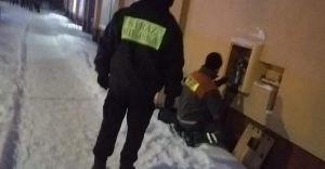 [FOTO] Interwencja SM i ewakuacja mieszkacw po wycieku gazu