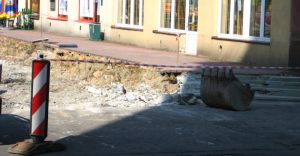 Plac tak, pomnik nie!