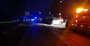 Wymuszenie pierwszestwa i czoowe zderzenie. Dwie osoby ranne