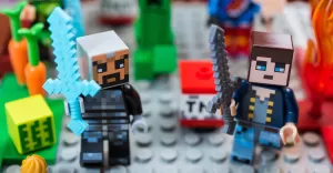 Klockowe szalestwo! Podpowiadamy, jakie zestawy LEGO sprawdz si na prezent dla graczy