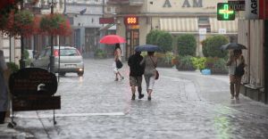 IMGW wydao kolejne ostrzeenie meteorologiczne. Tym razem burze