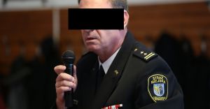 Byy komendant stray miejskiej z zarzutami. Mia dokona oszustwa