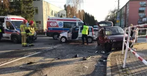 [FOTO] Wypadek na skrzyowaniu Sobieskiego z Mickiewicza