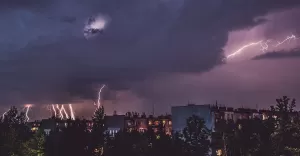 Kolejne ostrzeenie meteorologiczne. Mog wystpi burze