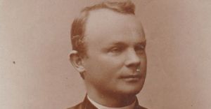 Wyjtkowa wystawa o ks. proboszczu Antonim Macoszku