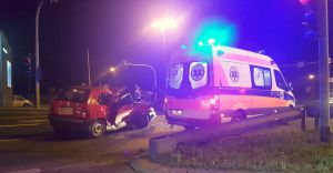 [ZDJCIA] Nocny wypadek na skrzyowaniu Ligockiej z DK-1