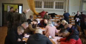 Uczniowie wykorzystuj ferie zimowe, aby sta si onierzami WOT