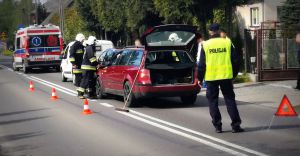 [ZDJCIA] Zderzenie trzech samochodw w Bestwinie