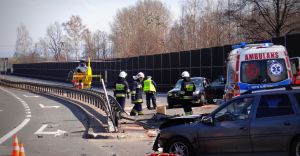 [ZDJCIA] Wypadek na DK-1 w Goczakowicach, ldowa migowiec