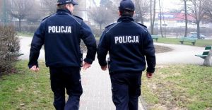 Policyjne patrole w rejonie obwodowych komisji wyborczych