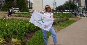 Weronika Paszek i logo Czechowic-Dziedzic w Buenos Aires