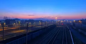 Foto-dnia: spacer czechowickim wiaduktem o zmierzchu