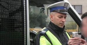 Picie alkoholu na ulicy i agresja wobec sub. Czechowiczanie ukarani