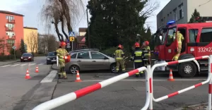 [FOTO] Kolejna kraksa na rogu Sobieskiego i Mickiewicza
