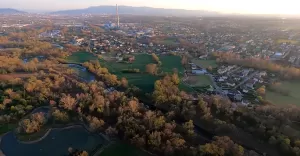 [WIDEO] Ciekawostki z Czechowic-Dziedzic. Wideo z paralotni