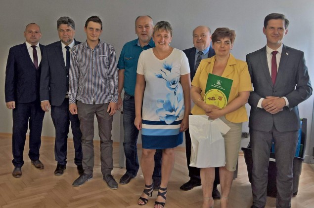 Starosta nagradza bezpieczne gospodarstwa