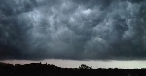 Prognoza pogody na dzi: wraz z upaem mog przyj burze z gradem