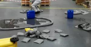 Usuwanie rozleww chemicznych - Dlaczego warto prowadzi szkolenia w firmie?