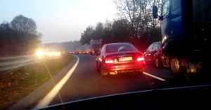 Kolejny szeryf lewego pasa - wideo