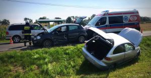 [ZDJCIA] Wypadek w Ligocie na Zabrzeskiej, dwie osoby w szpitalu