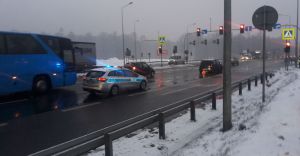 [ZDJCIA] Poranna kolizja na DK-1 w Czechowicach-Dziedzicach