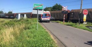 Kolizja na przejedzie. Kierowca osobwki nie zachowa ostronoci