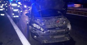 [ZDJCIA] Ciarwka staranowaa samochd osobowy na DK-1