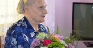 Pani Hermina z Czechowic-Dziedzic witowaa setne urodziny