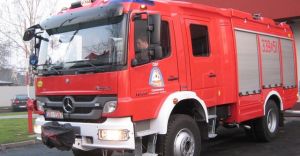 W domu jednorodzinnym przy ul. Wodnej zapalio si poszycie dachu