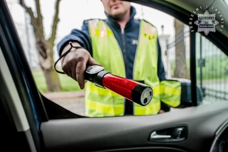 Prowadził Fiata, mając 1,6 promila. Wpadł podczas poświątecznej akcji "Alkohol i Narkotyki"