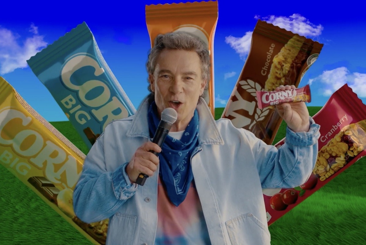[WIDEO] Stachursky w reklamie batonów. Przerobił swój znany przebój