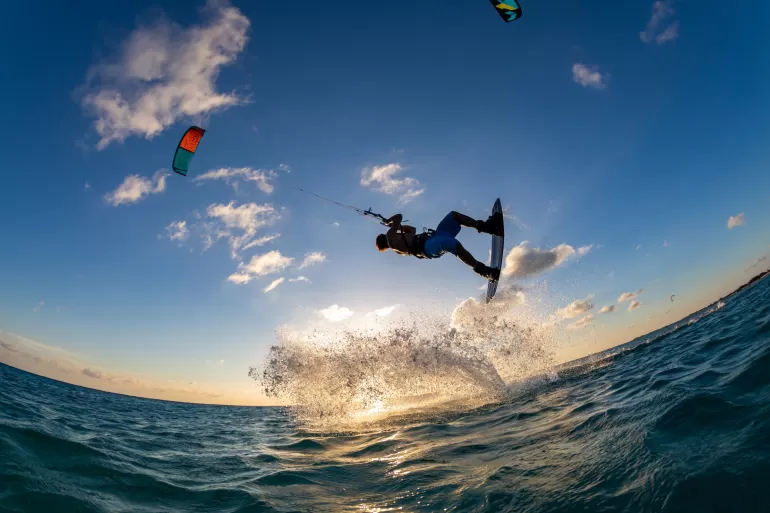 Profesjonalna szkoła kitesurfingu i windsurfingu