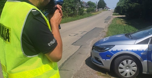 Akcja "Prędkość": policjanci z drogówki ujawnili 88 wykroczeń