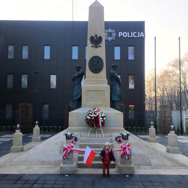 czechowicedziedzice,skwerstulecia,pomnikwolności,niepodległość,fotodnia,instagram