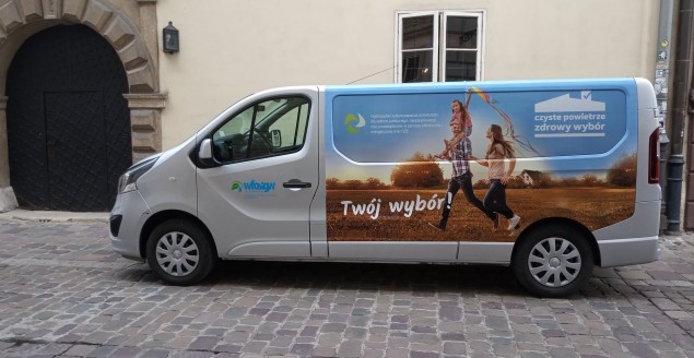Mobilne Biuro programu "Czyste Powietrze" dotrze do gminy
