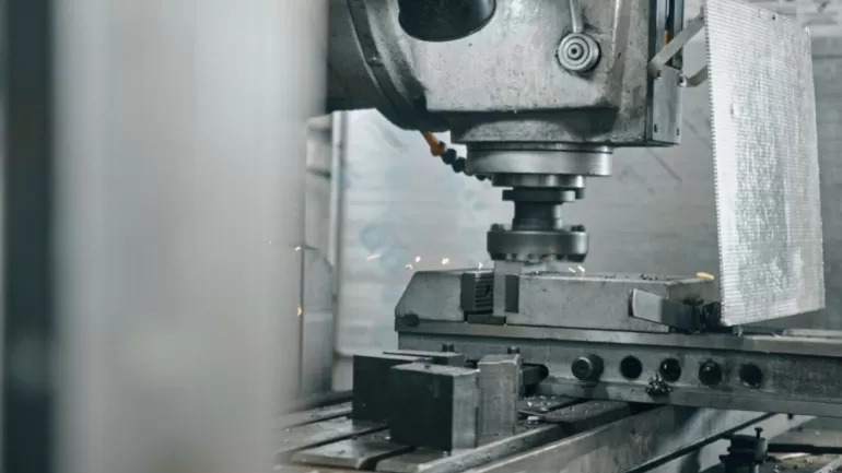 Nowoczesne rozwiązania w precyzyjnej obróbce metali