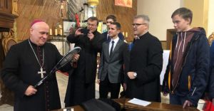 Wizytacja w czechowickiej parafii Wspomożenia Wier