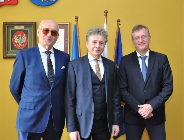 Spotkanie burmistrza Czechowic-Dziedzic z prezesem zarządu GRupy Unimot - 27.04.2023