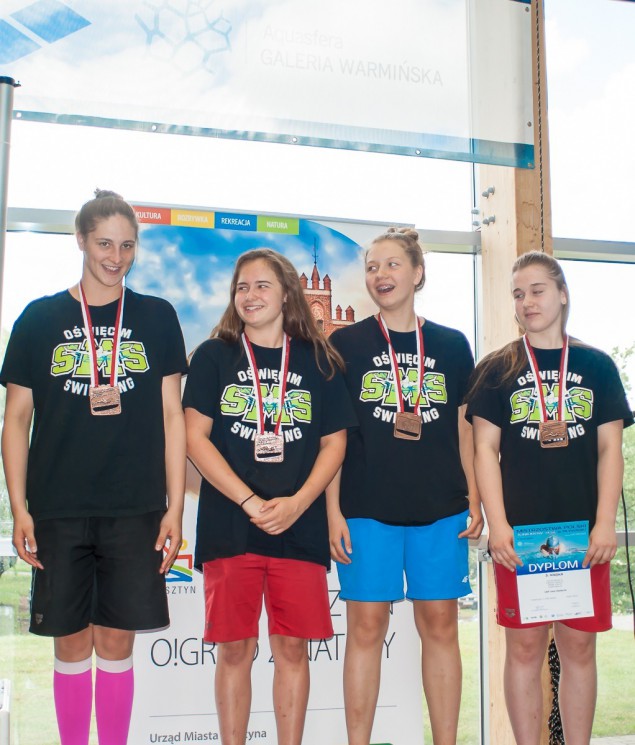 Wychowankowie Szkółki Pływania "BUTTERFLY" z medalami Mistrzostw Polski