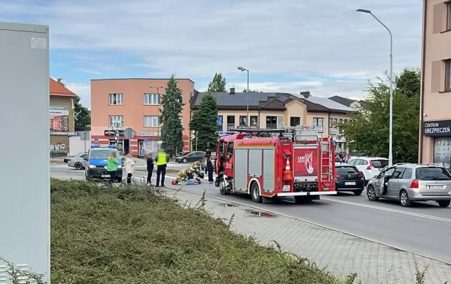 [FOTO] Potrącenie seniorki na przejściu dla pieszych. Kobieta trafiła do szpitala