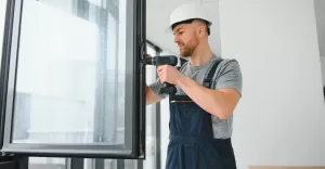 Pomoc w instalacji okien - na co zwrócić uwagę wybierając usługodawcę?