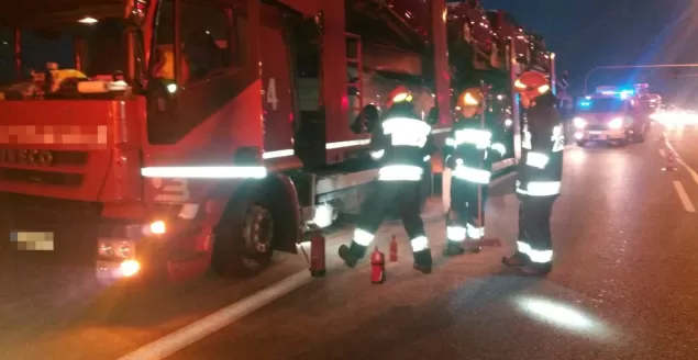 Pożar ciężarówki przy DK-1