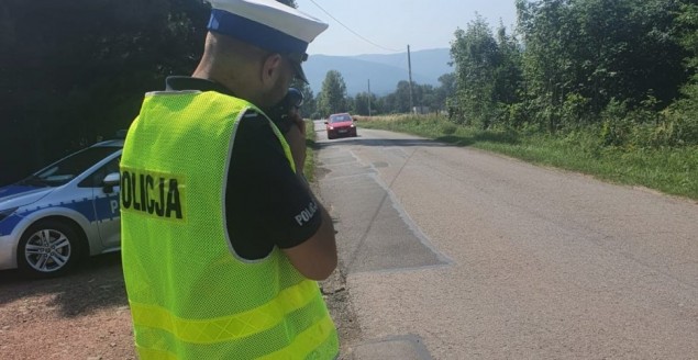 Akcja "Prędkość": policjanci z drogówki ujawnili 88 wykroczeń