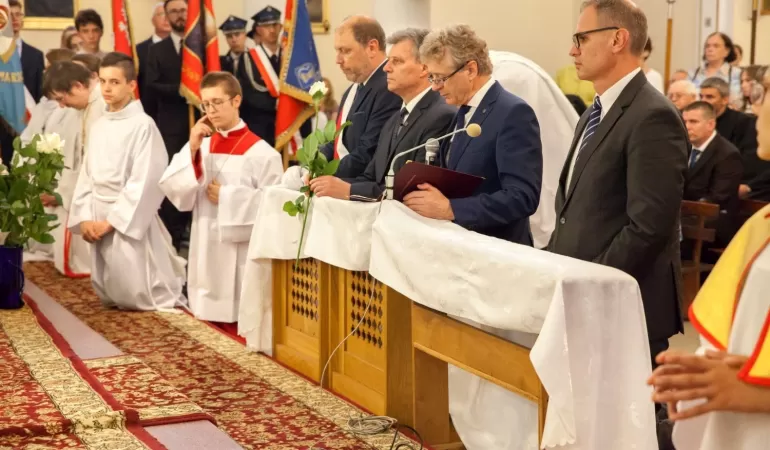 Oddanie dekanatu czechowickiego Niepokalanemu Sercu Maryi - 7.06.2024