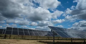 Farma fotowoltaiczna - inwestycja w przyszłość energetyczną