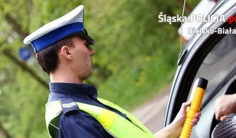 alkomat, kontrola, pijany kierowca