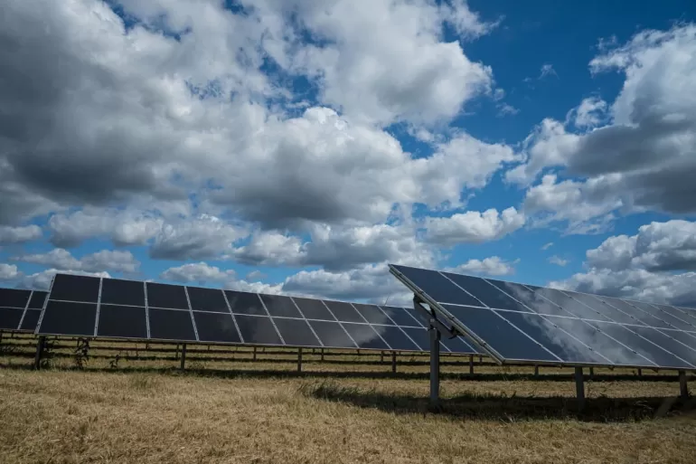 Farma fotowoltaiczna - inwestycja w przyszłość energetyczną