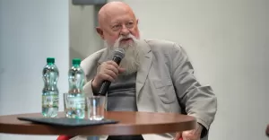 Spotkanie autorskie z profesorem Jerzym Bralczykiem w Miejskiej bibliotece Publicznej w Czechowicach-Dziedzicach -